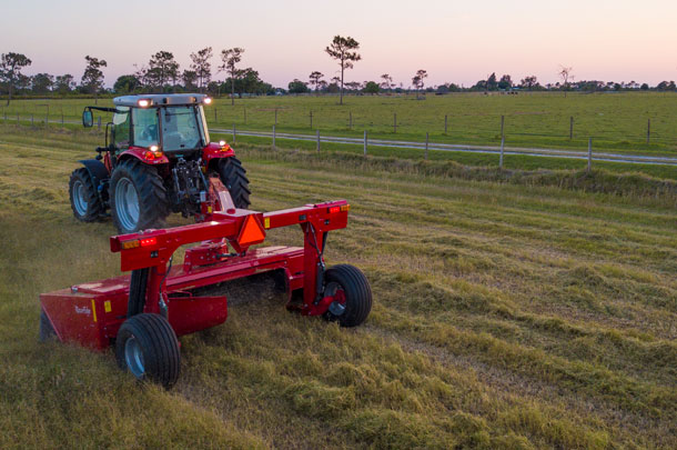 Massey Ferguson RazorEdge 1300 mower conditioner